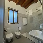 Bed & Breakfast Michelina Castiglione dʼIntelvi